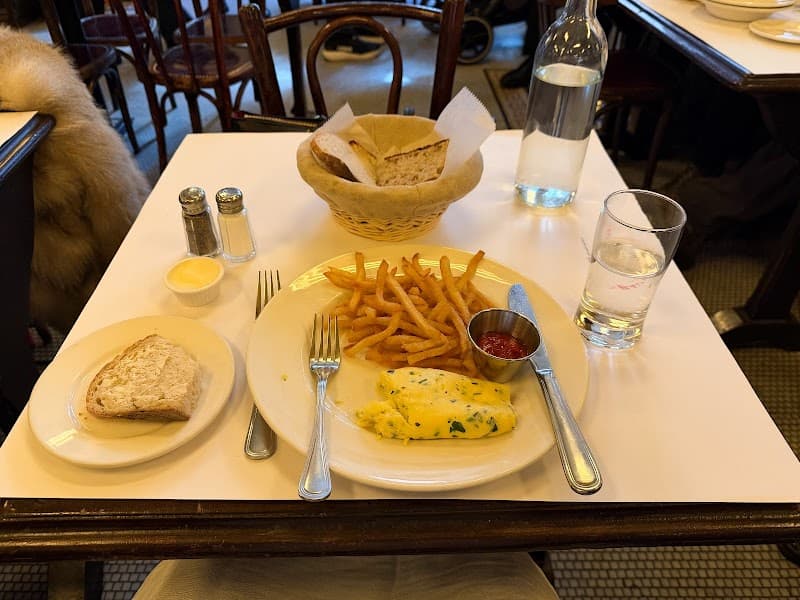 Balthazar photo 2